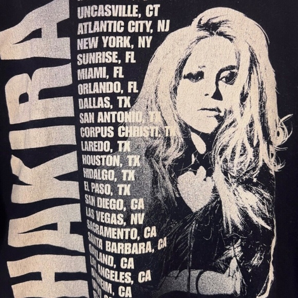 Shakira The Sun Comes Out World Tour 2010 Y2K T Shirt XL - Picture 4 of 5